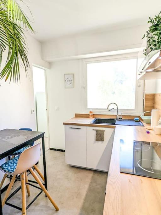 Cosy Spring 2Ch - Place Verdun - Stationnement Gratuit Pau Exterior foto