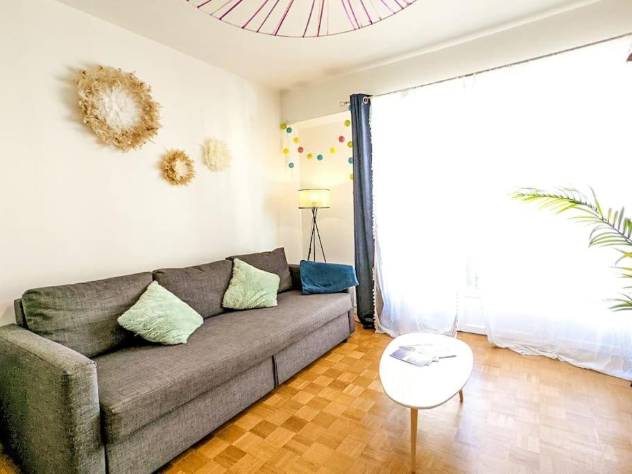 Cosy Spring 2Ch - Place Verdun - Stationnement Gratuit Pau Exterior foto